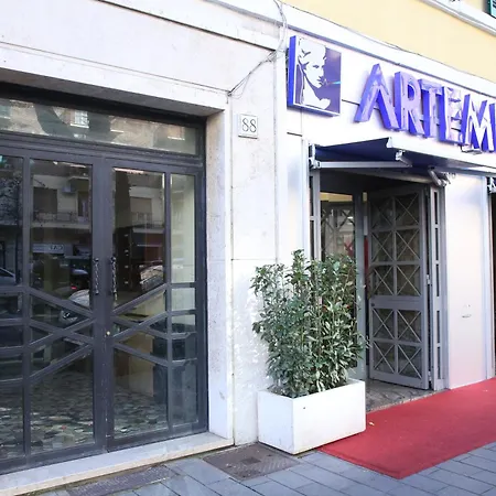 Cave 88 - Daire Roma